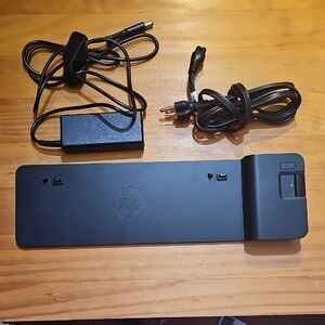 HP D9Y32AA#ABA EliteBook Ultra-Slim Laptop Docking Station, Black